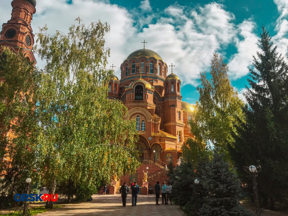 Дом Николая Стремского,храм Саракташ