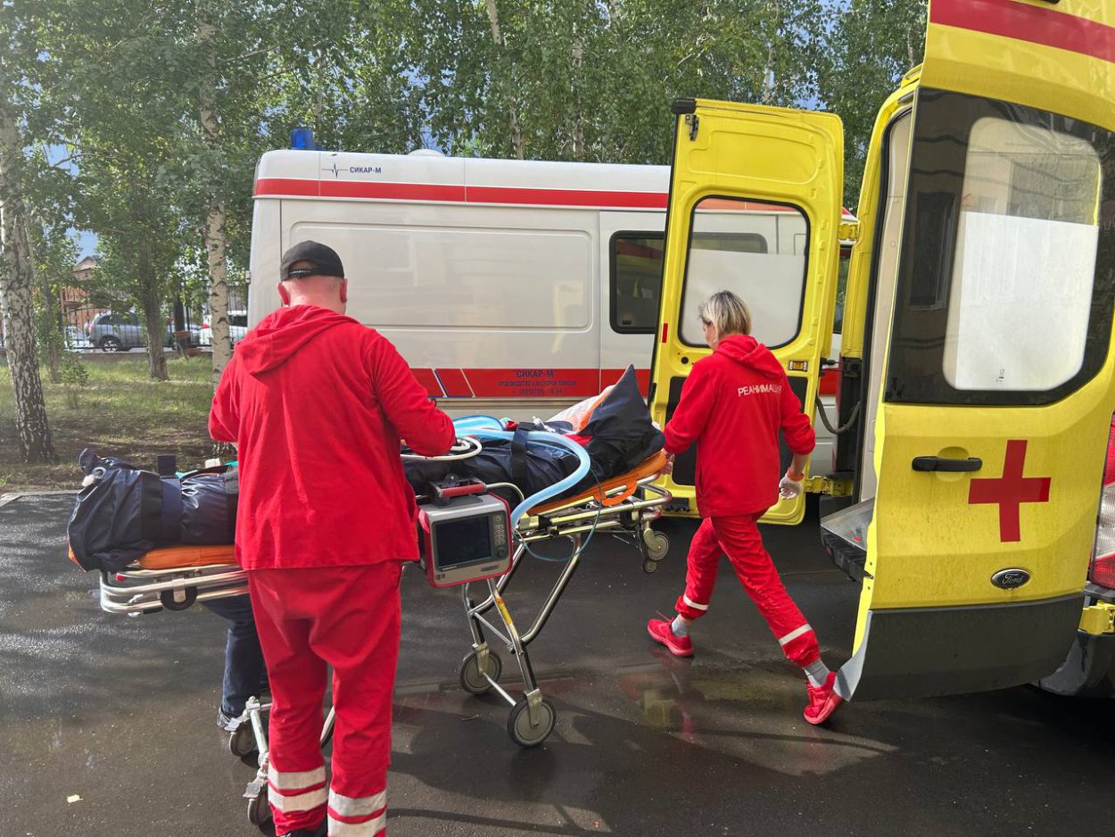 Орчанка бортом МЧС доставлена в Санкт-Петербургский государственный  педиатрический медицинский университет - Орск: Orsk.ru