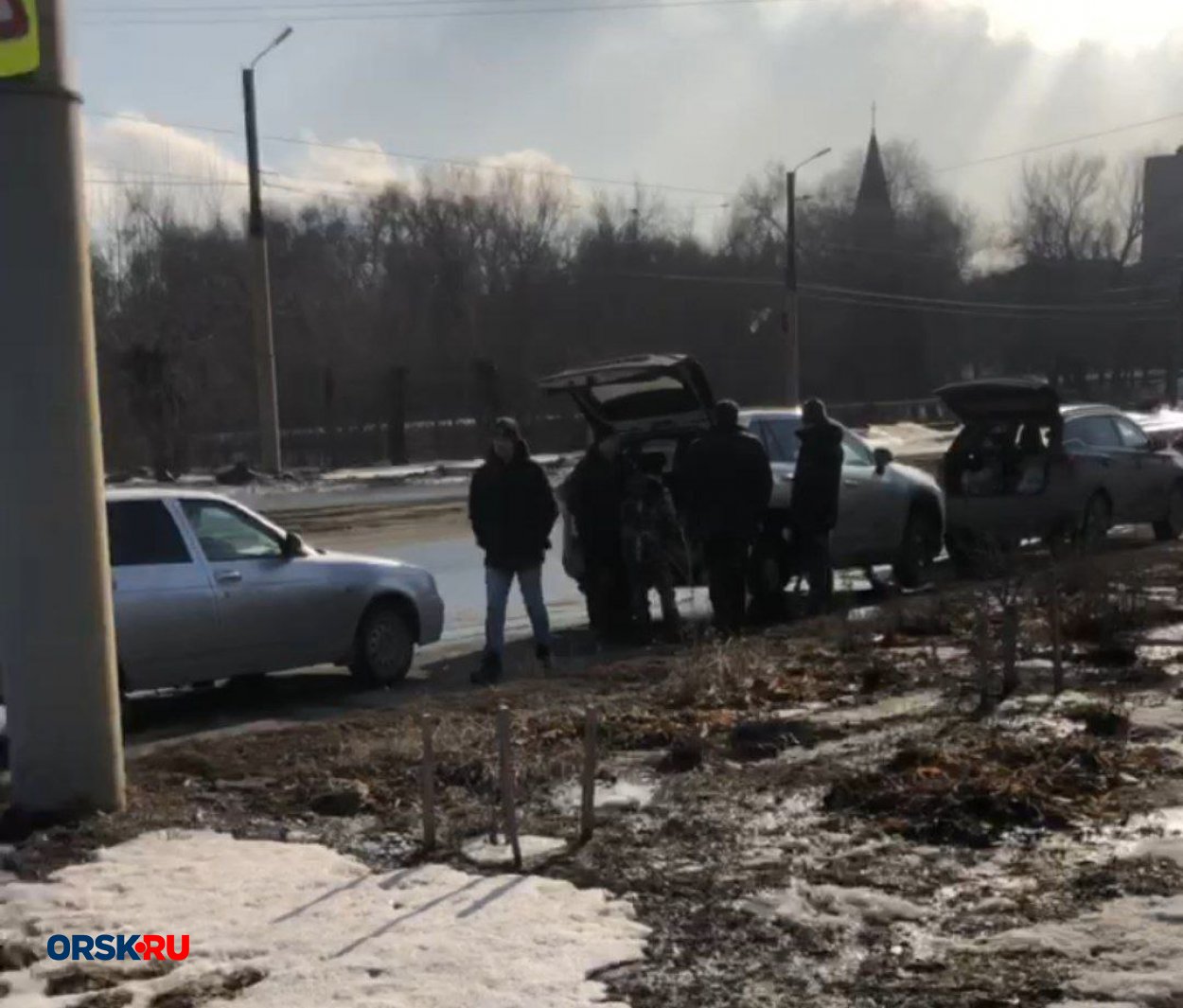 Автомобилисты Орска продолжают массово пробивать колеса - Орск: Orsk.ru