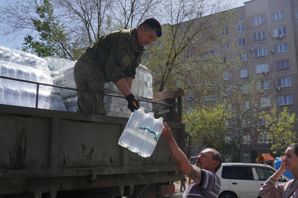 В Орске продолжается доставка гуманитарной помощи - Орск: Orsk.ru