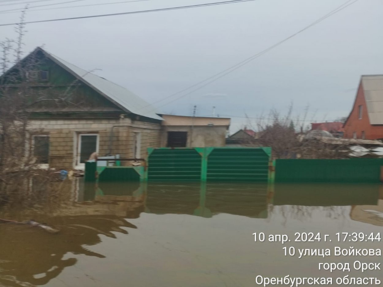 Раненый под Авдеевкой боец СВО вернулся в Орск, а жить оказалось негде -  Орск: Orsk.ru