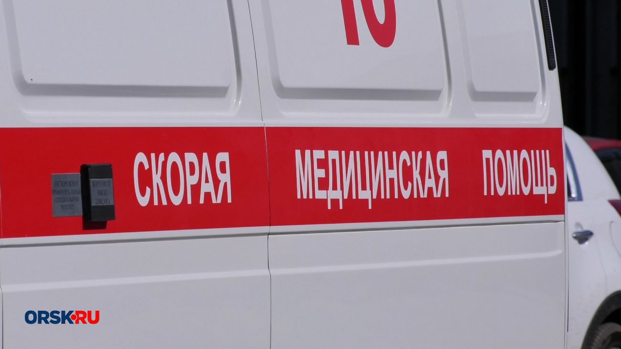 59-летняя орчанка упала с 3-го этажа, пытаясь спуститься по простыне - Орск:  Orsk.ru