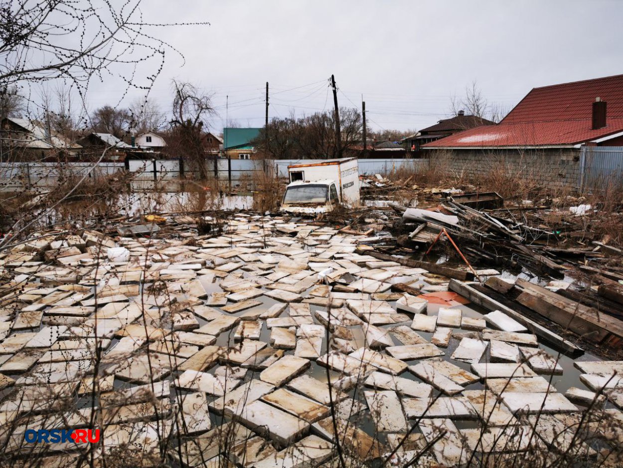 Уральская Сталь продолжает оказывать помощь пострадавшим от паводка в  Оренбуржье - Орск: Orsk.ru