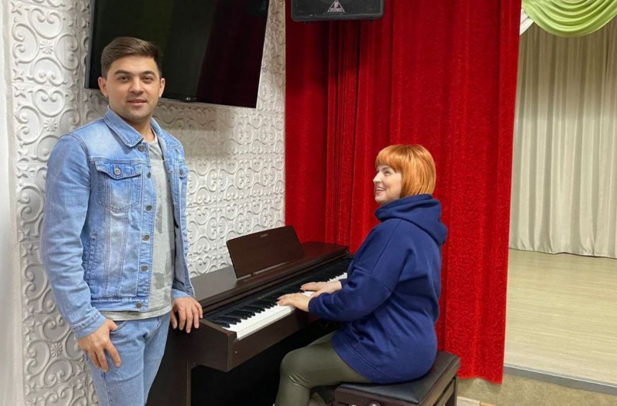 Орский НПЗ и благотворительный фонд «САФМАР» закупили музыкальное оборудование для юных орчан