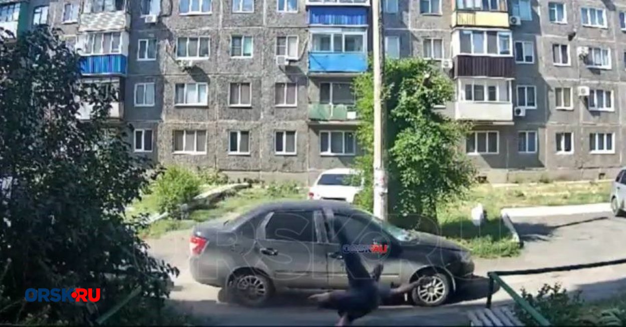Водитель, который сбил мужчину и женщину во дворе на проспекте Ленина в Орске, попросил отменить приговор