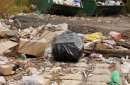 Мусор на улице Кондукторской. Фото: ORSK.RU