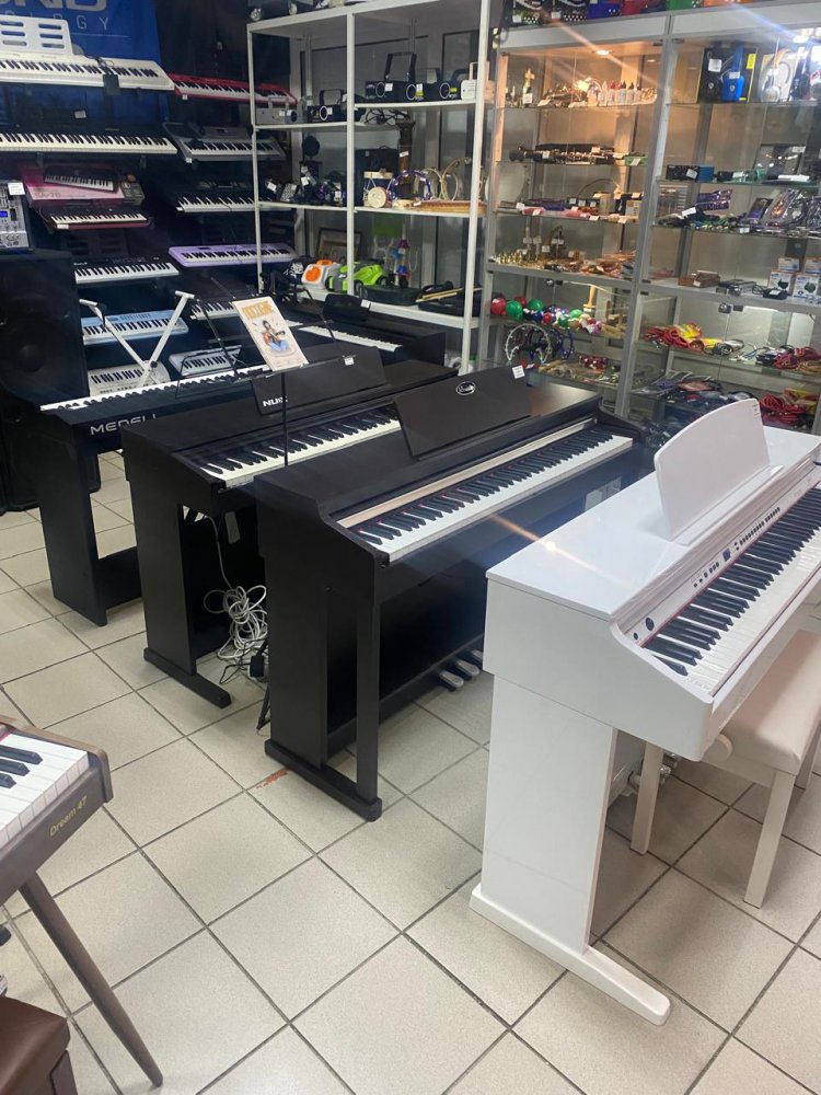 Сенсация! Маленькое чудо «Emely Piano» в Орске!