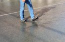 Последствия прорыва колодца на улице Гомельской в Орске. Фото: ORSK.RU