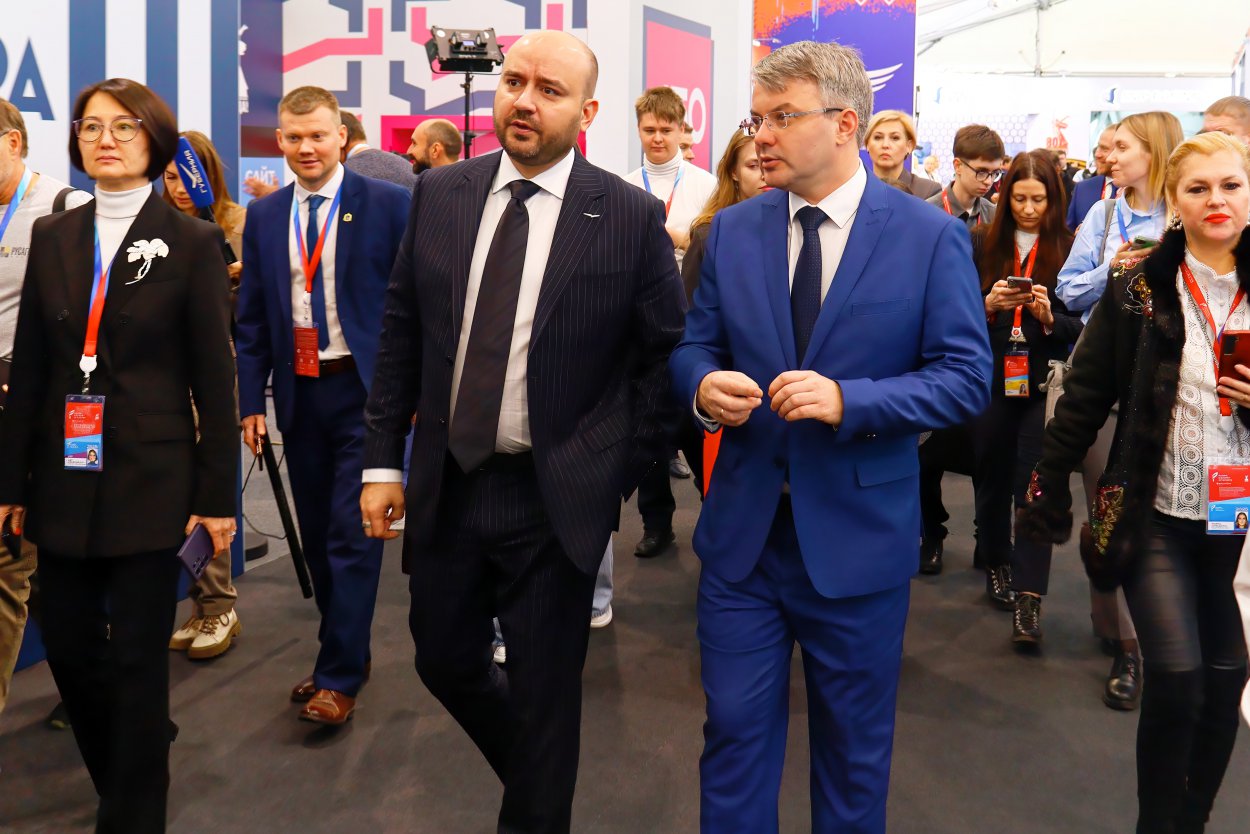 Форум «Россия – спортивная держава»: юбилейный сезон хоккейных клубов «Лада» и ЦСК ВВС Форум «Россия – спортивная держава»: юбилейный сезон хоккейных клубов «Лада» и ЦСК ВВС