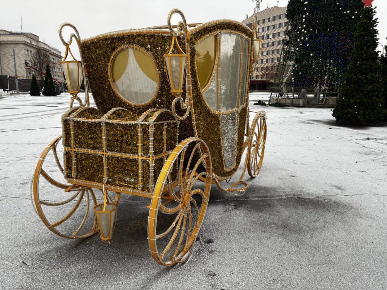 Оренбург присыпало первым снегом. Атмосферные фото 1743.ru