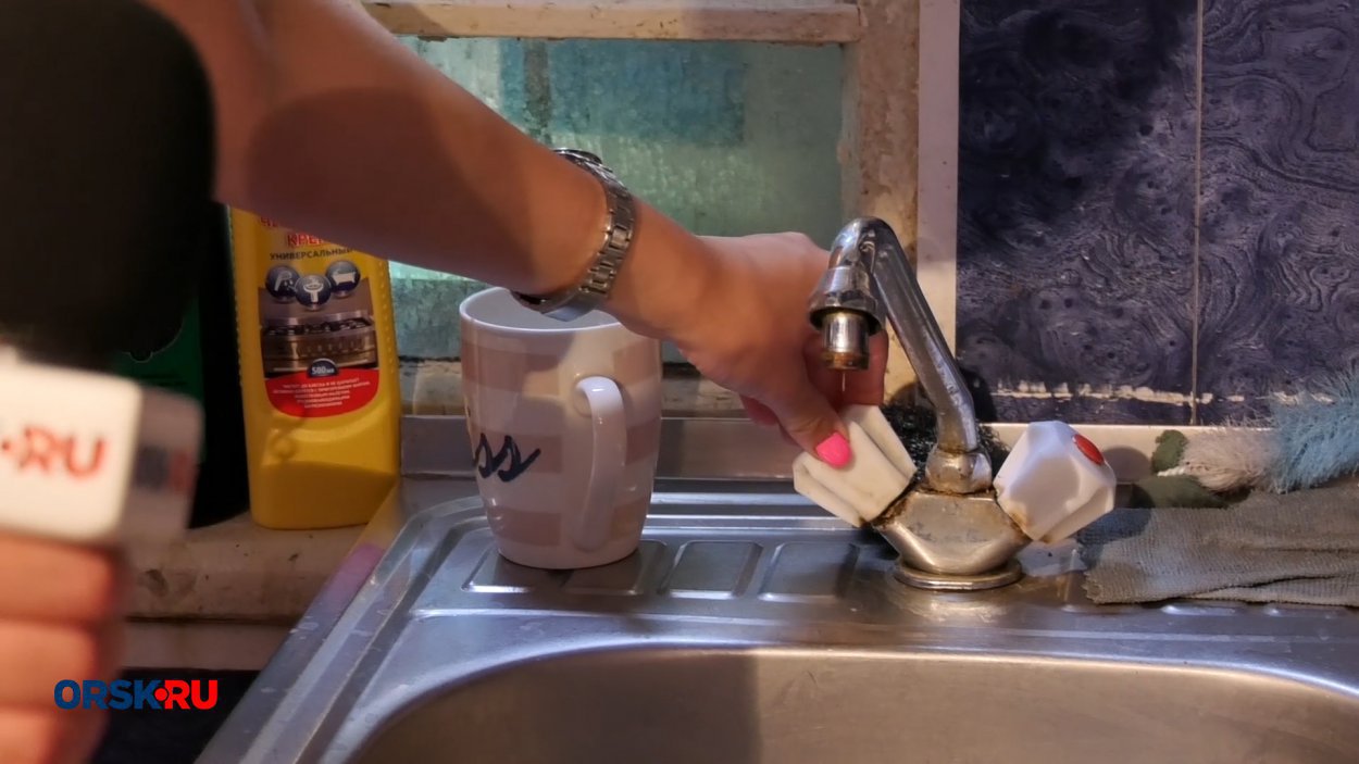 Без воды более двух суток: в Новоорском районе наказали виновных за аварию Без воды более двух суток: в Новоорском районе наказали виновных за аварию