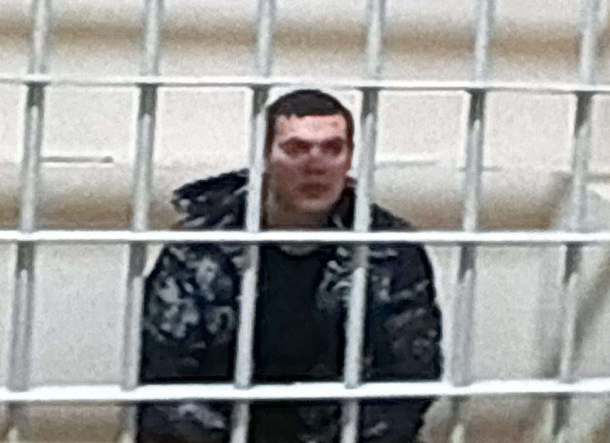 «Не отвечает принципам гуманности»: обвиняемый в убийстве своего сына просил перевести его под домашний арест