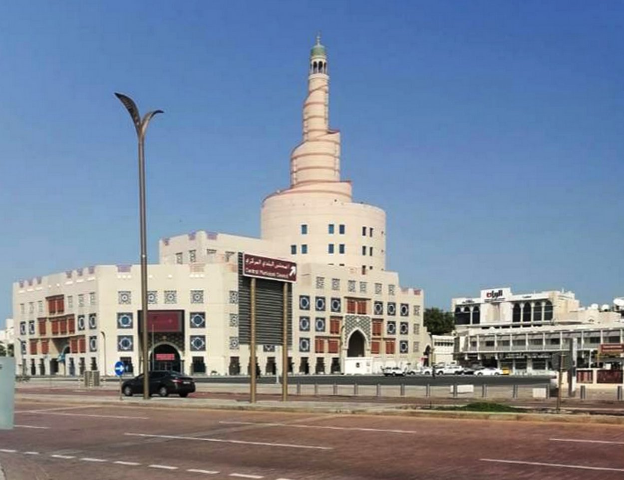 «Взрывы каждый день, работает ПВО»: оренбургские туристы в Катаре из-за войны не могут вернуться домой