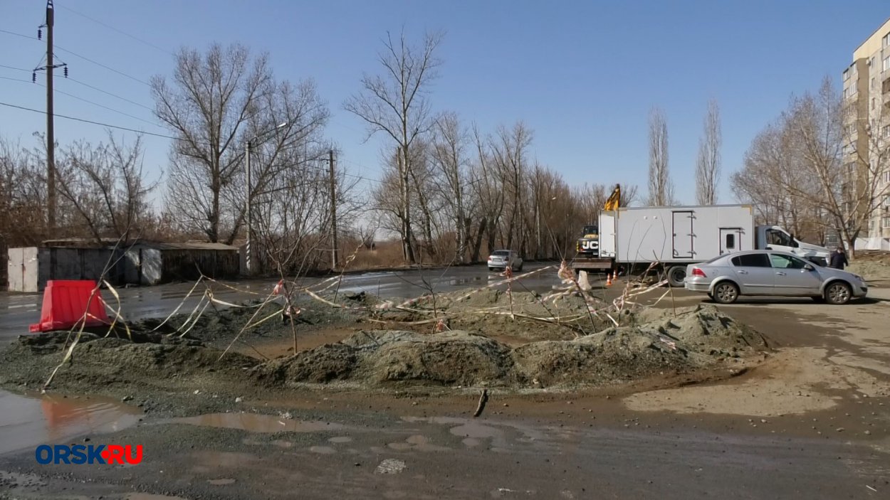 Ремонтные работы в 6 мкр. Фото: ORSK.RU 