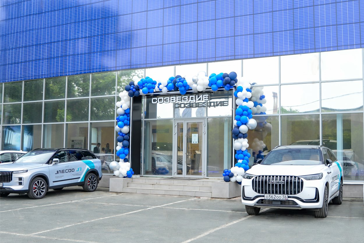 Только в СТО автосалона “Созвездие” при шиномонтаже проверка 3D развал-схождение - БЕСПЛАТНО!