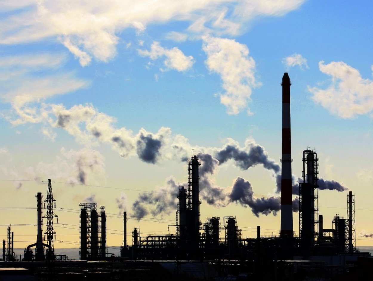 Оренбургские нефть и газ за год подешевели в два с лишним раза