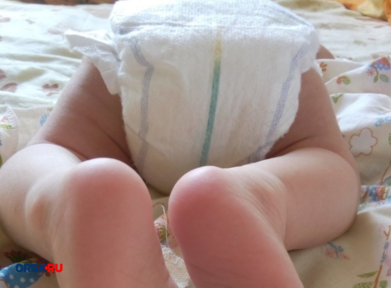 ​​На детей надевали пластиковые трусы