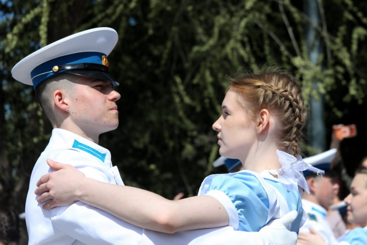Вальс Победы в Оренбурге: как это было. Большой фоторепортаж 1743.ru