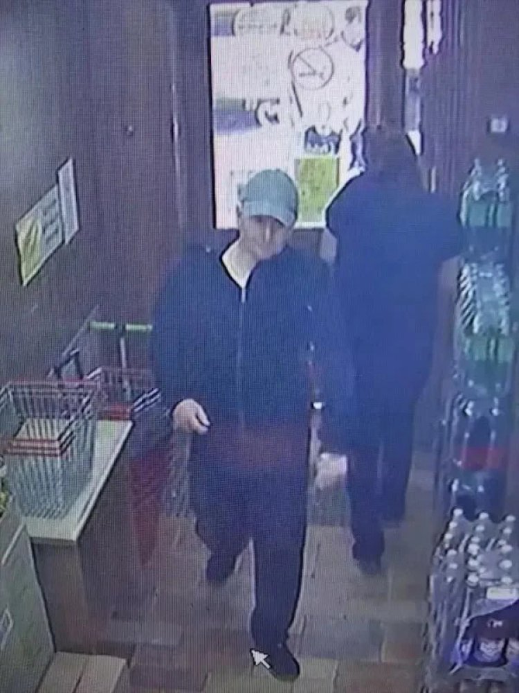 В Орске ищут мужчину, который расплачивался чужой банковской картой