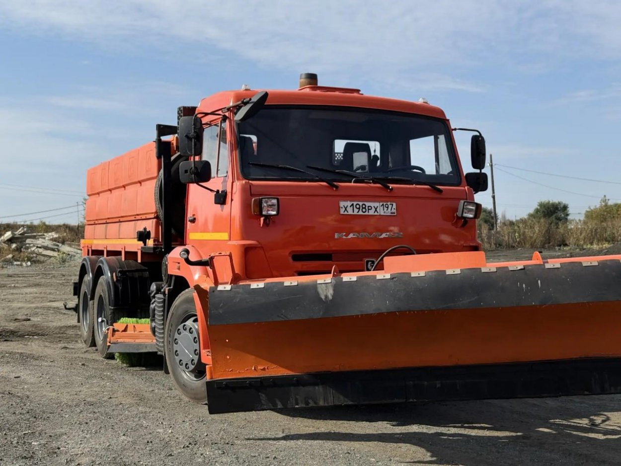 Орск получит 10 единиц новой дорожной техники от правительства Москвы