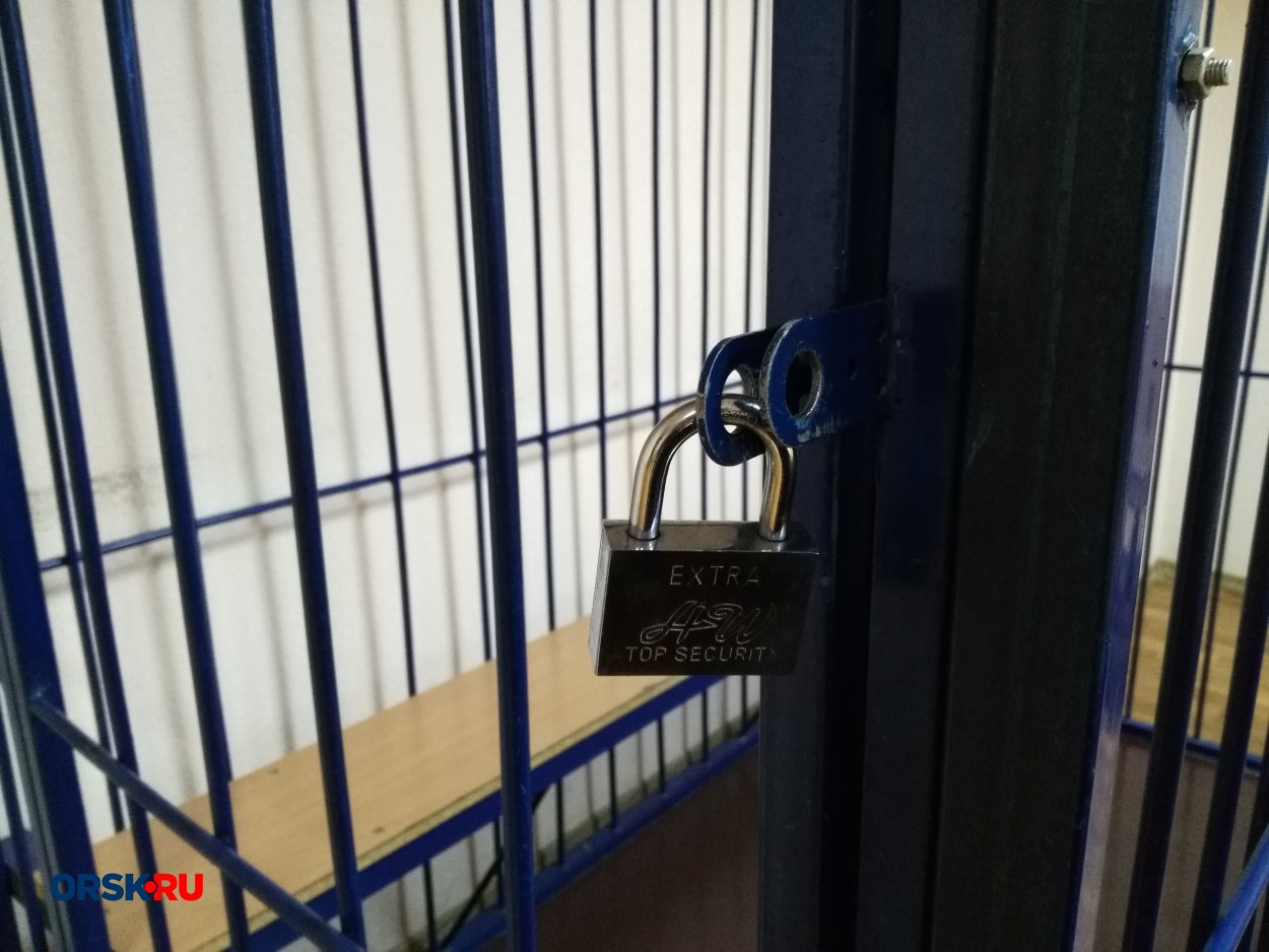 Развод с женой довел орчанина до спецприемника Развод с женой довел орчанина до спецприемника