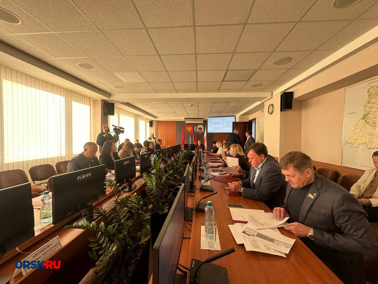 В Орске депутаты собрались, чтобы обсудить рост тарифов почти на 20 процентов В Орске депутаты собрались, чтобы обсудить рост тарифов почти на 20 процентов